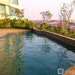 Simple Studio Apartment At Grand Kamala Lagoon By Travelio