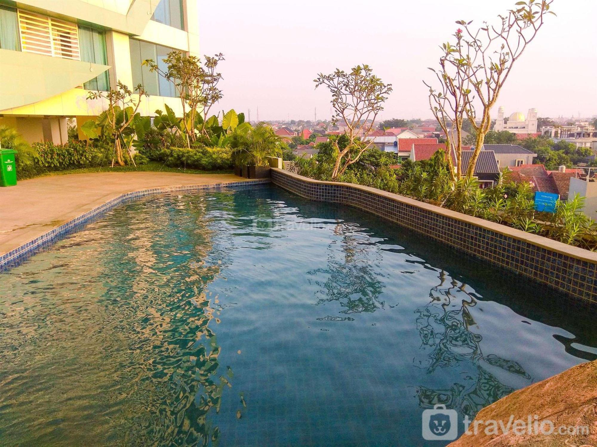 Simple At Grand Kamala Lagoon By Travelio * Bekasi
