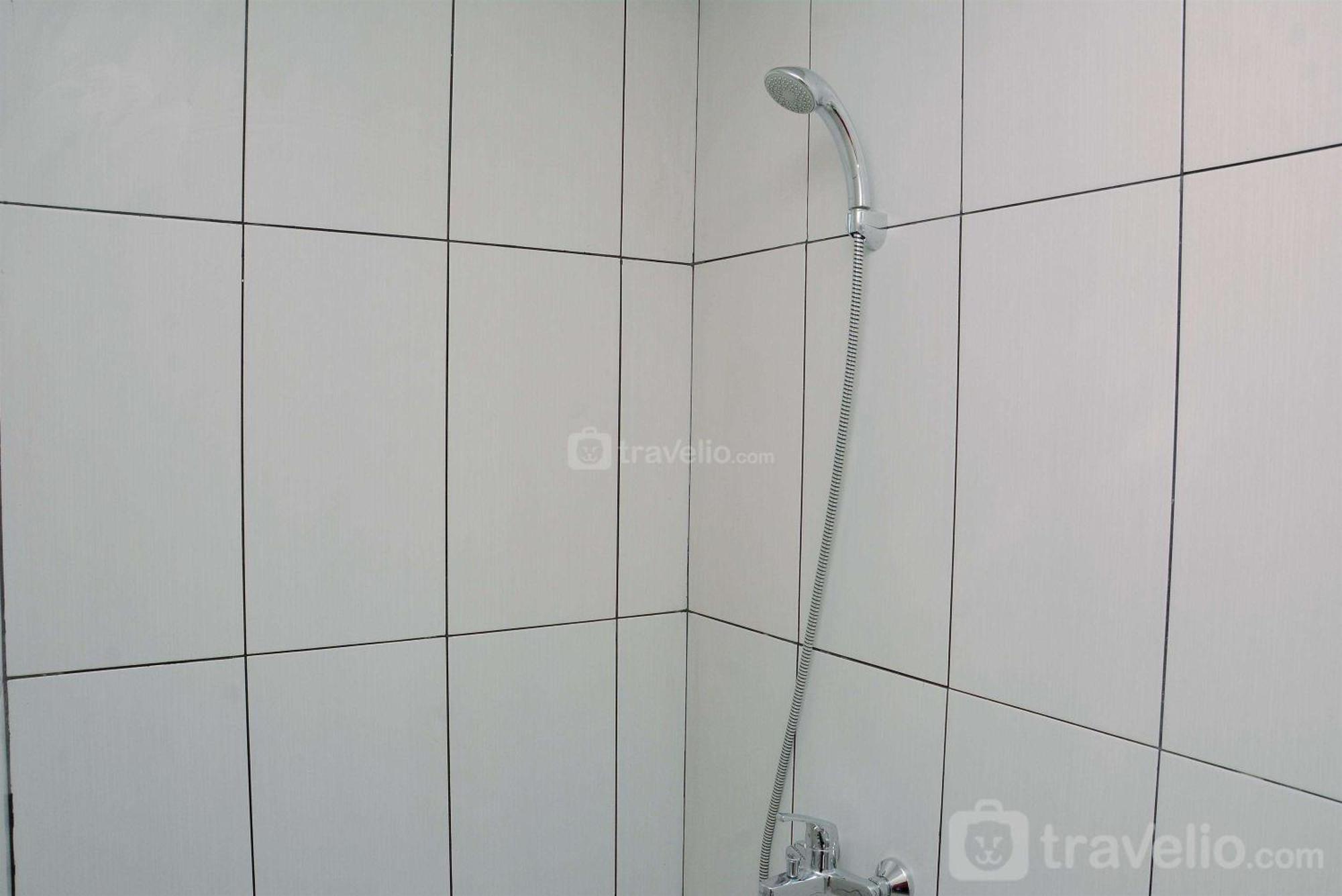 Apartemen Simple At Grand Kamala Lagoon By Travelio Bekasi